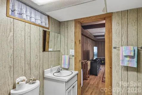 57 Chateau Lane Waynesville NC 28786