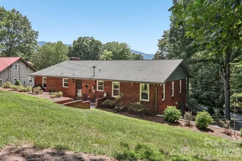 57 Chateau Lane Waynesville NC 28786