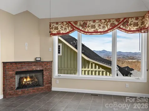 54 Deep Valley Lane Hendersonville NC 28791