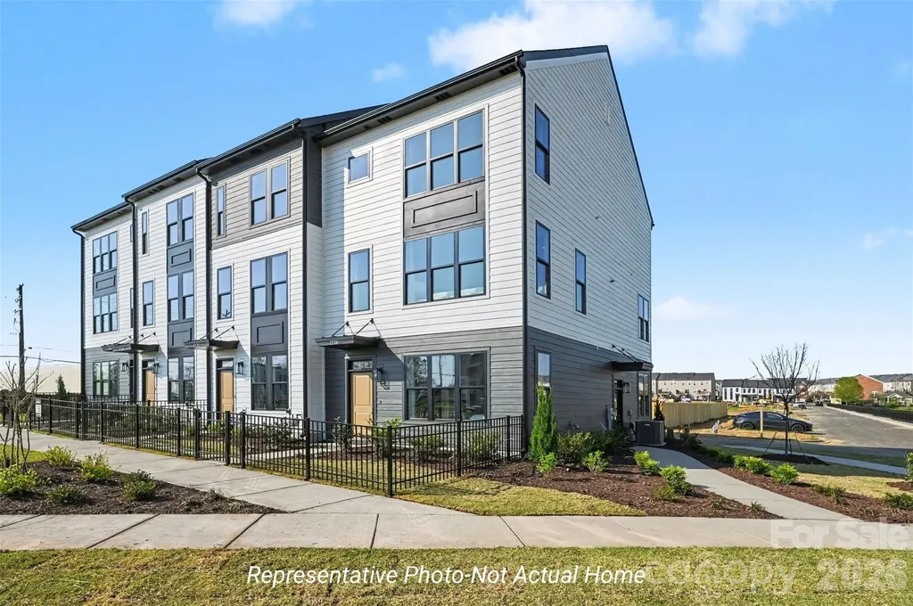 2724 Respite Lane Charlotte NC 28273