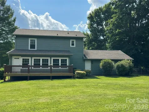 8 Wedgewood Drive Mills River NC 28759