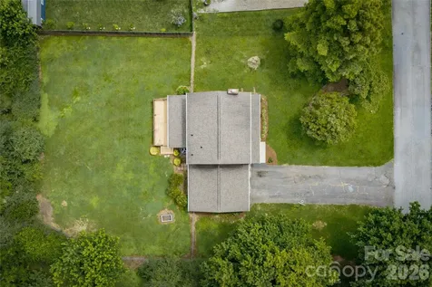 8 Wedgewood Drive Mills River NC 28759