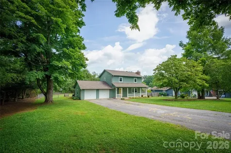8 Wedgewood Drive Mills River NC 28759