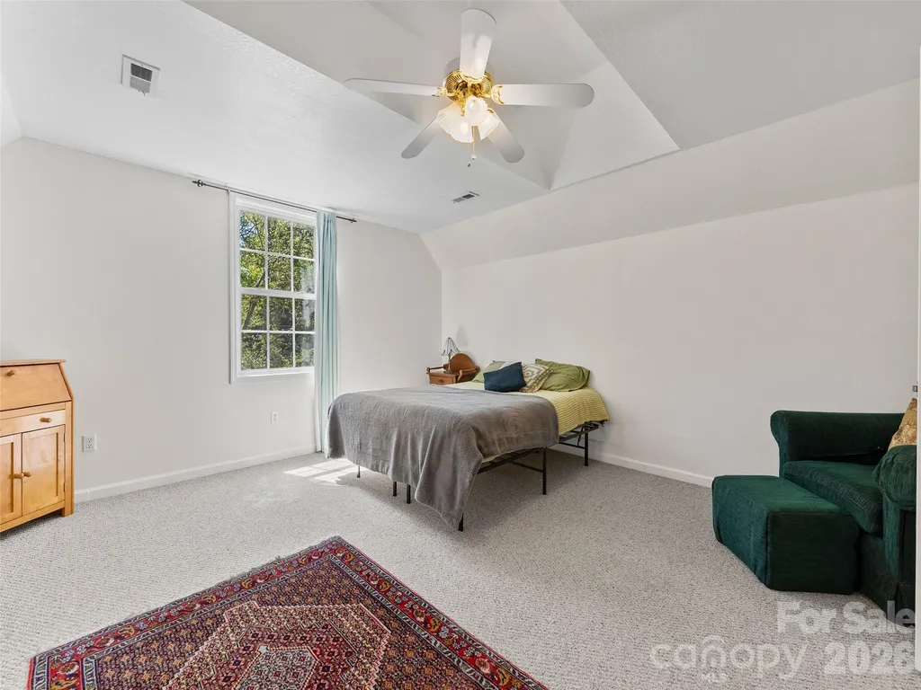 64 Wyoming Road Asheville NC 28803