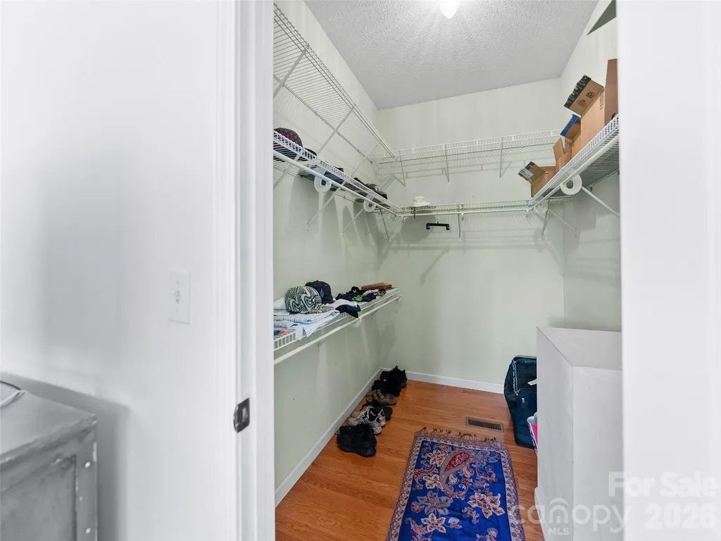 64 Wyoming Road Asheville NC 28803