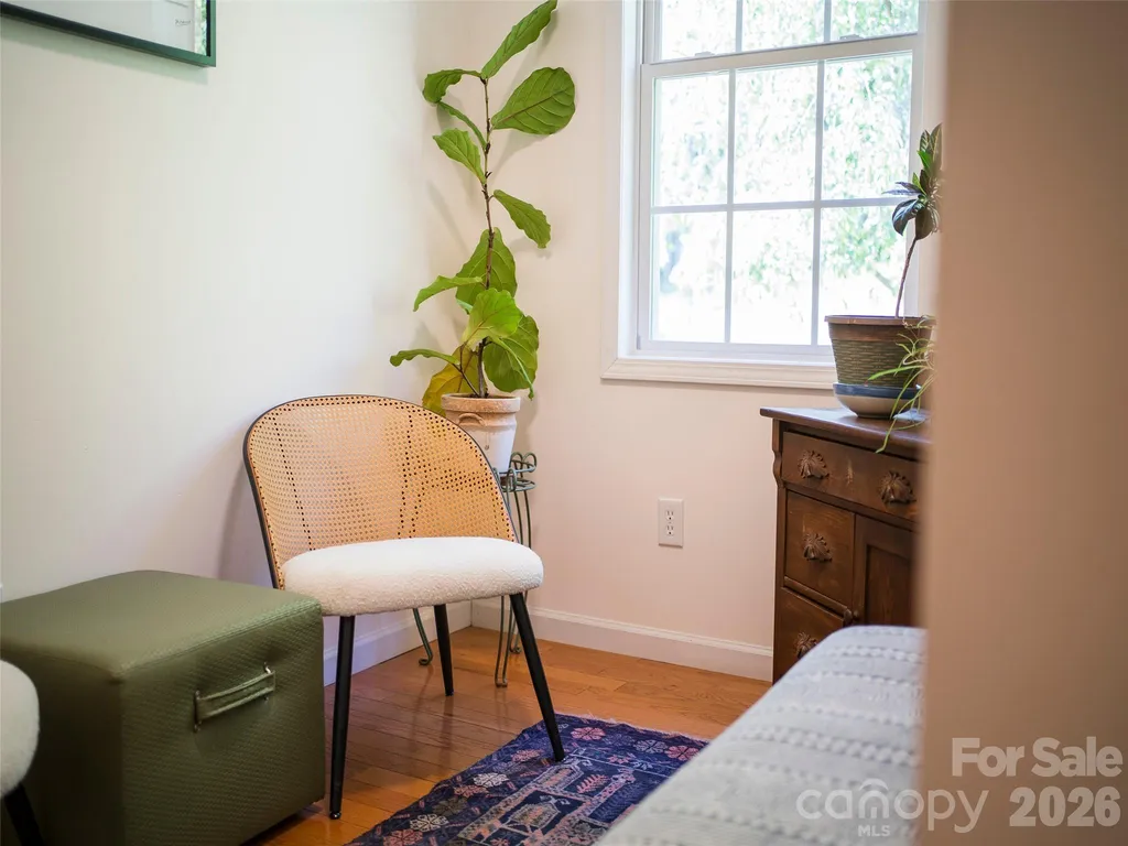64 Wyoming Road Asheville NC 28803