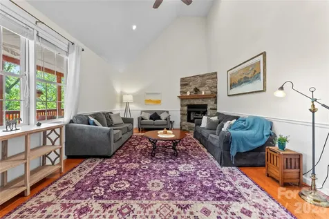 64 Wyoming Road Asheville NC 28803