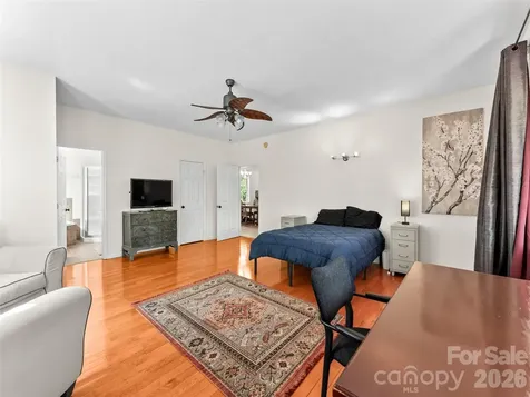 64 Wyoming Road Asheville NC 28803