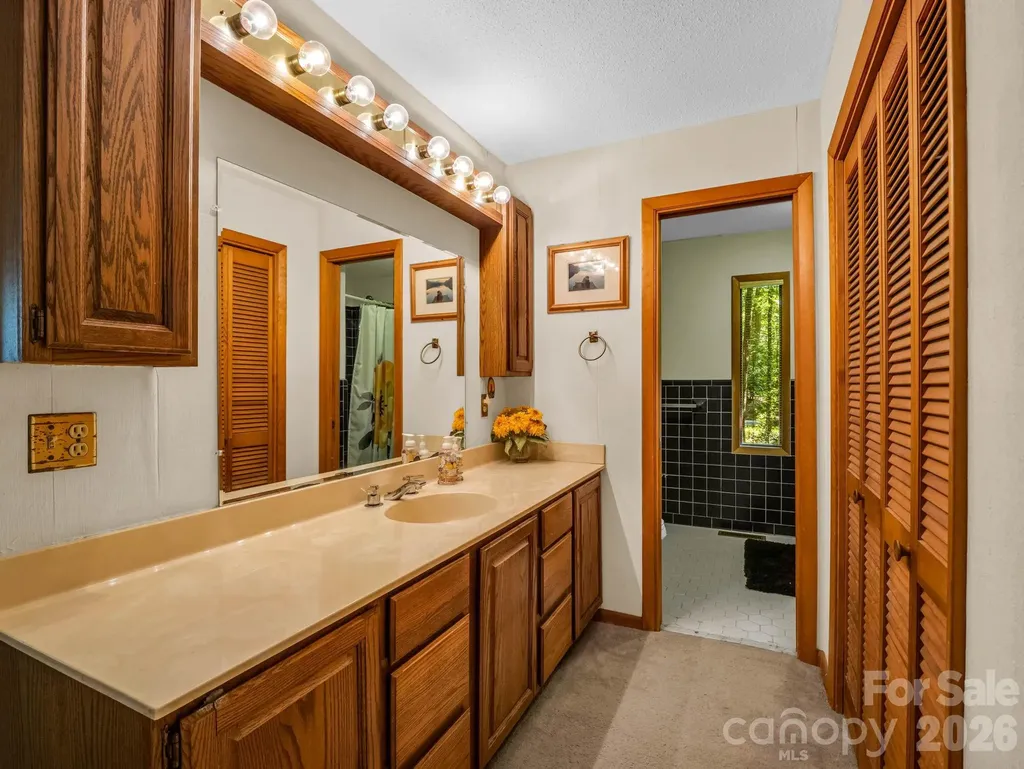 141 Hemlock Lane Lake Lure NC 28746