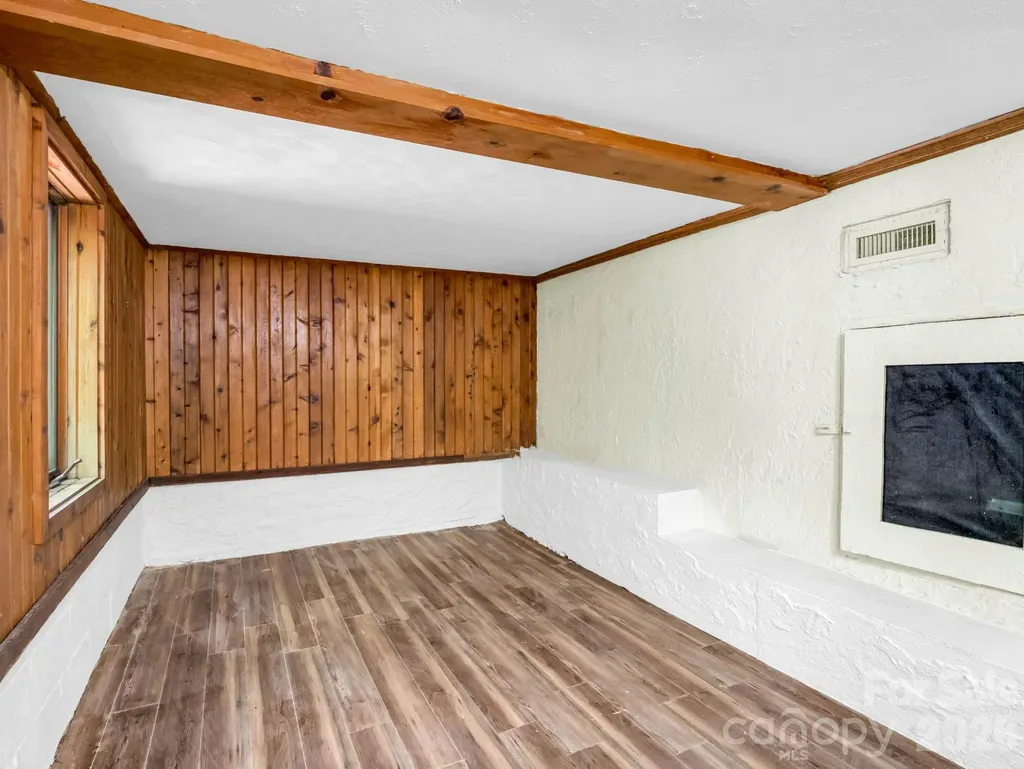 141 Hemlock Lane Lake Lure NC 28746