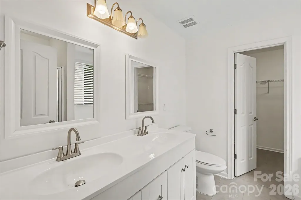 2823 Forest Grove Court Charlotte NC 28269