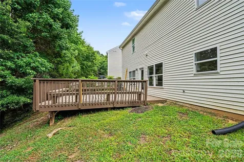 2823 Forest Grove Court Charlotte NC 28269