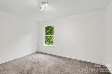 2823 Forest Grove Court Charlotte NC 28269