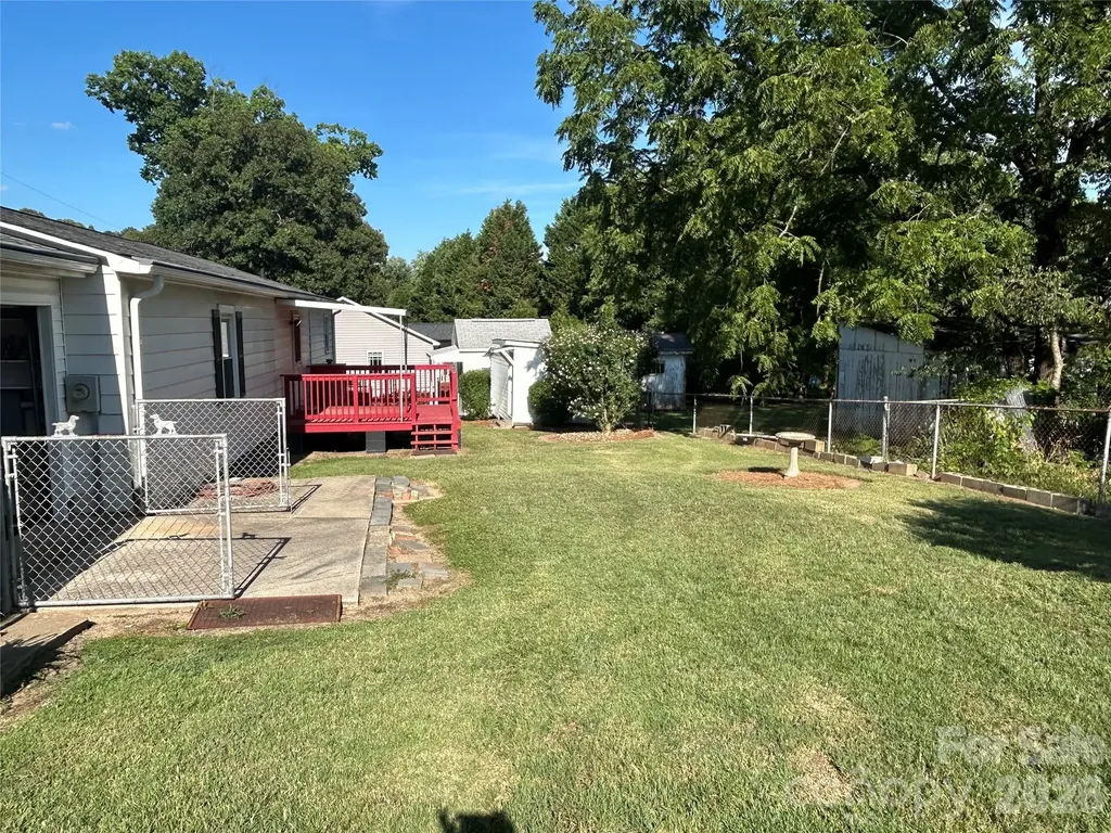 402 E 24th Street Kannapolis NC 28083