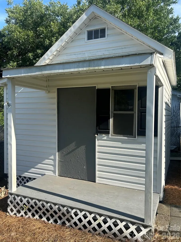 402 E 24th Street Kannapolis NC 28083