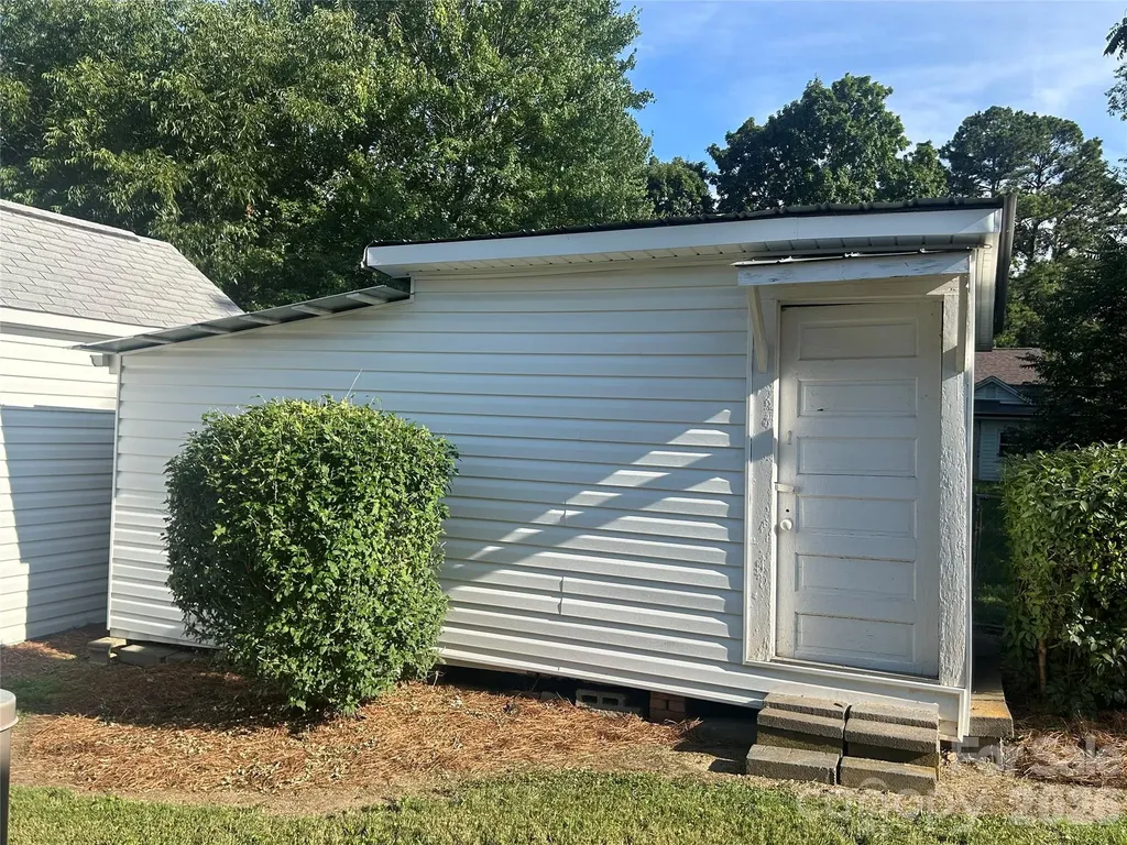 402 E 24th Street Kannapolis NC 28083