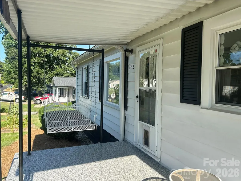 402 E 24th Street Kannapolis NC 28083