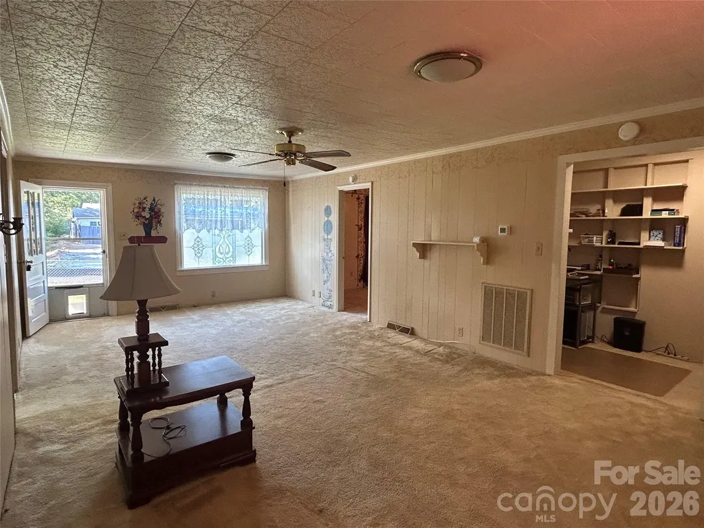 402 E 24th Street Kannapolis NC 28083