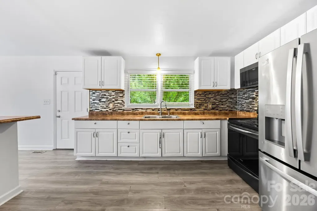 1131 Mt Kisco Drive Charlotte NC 28213