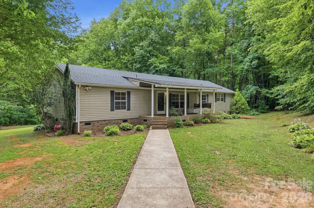 365 Sunflower Road Statesville NC 28625