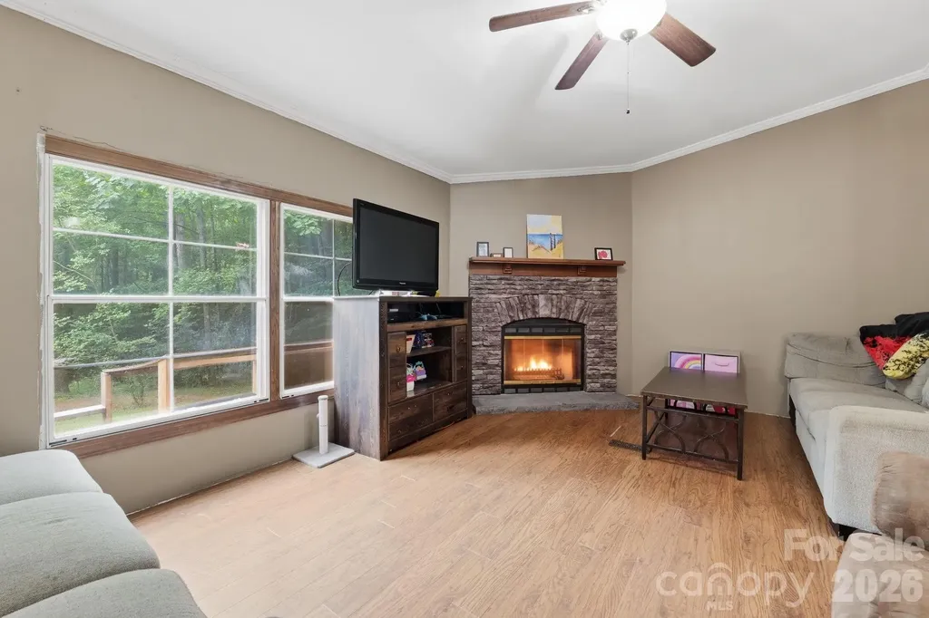 365 Sunflower Road Statesville NC 28625