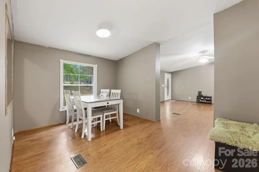 365 Sunflower Road Statesville NC 28625