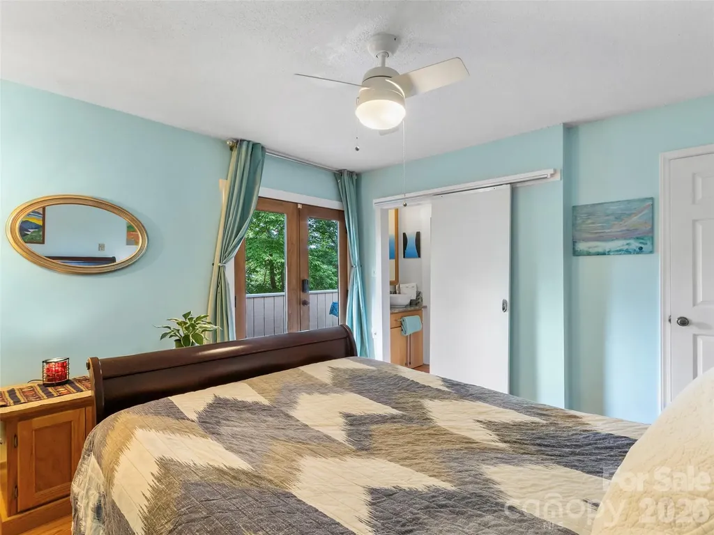 127 Riverview Drive Asheville NC 28806