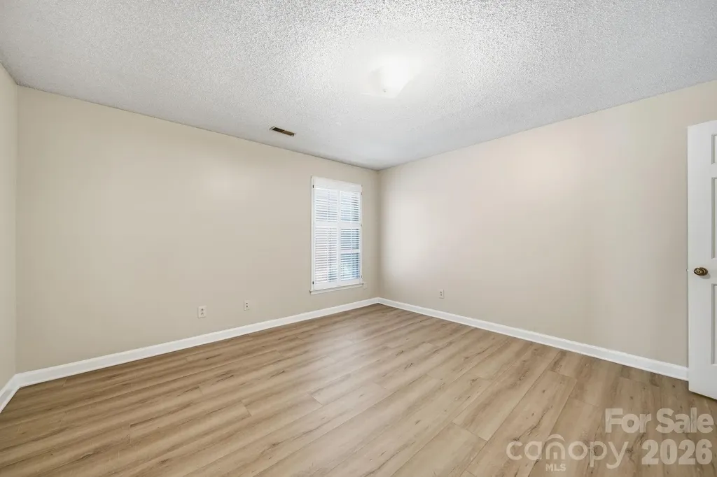 615 Hunter Oak Drive Kannapolis NC 28083