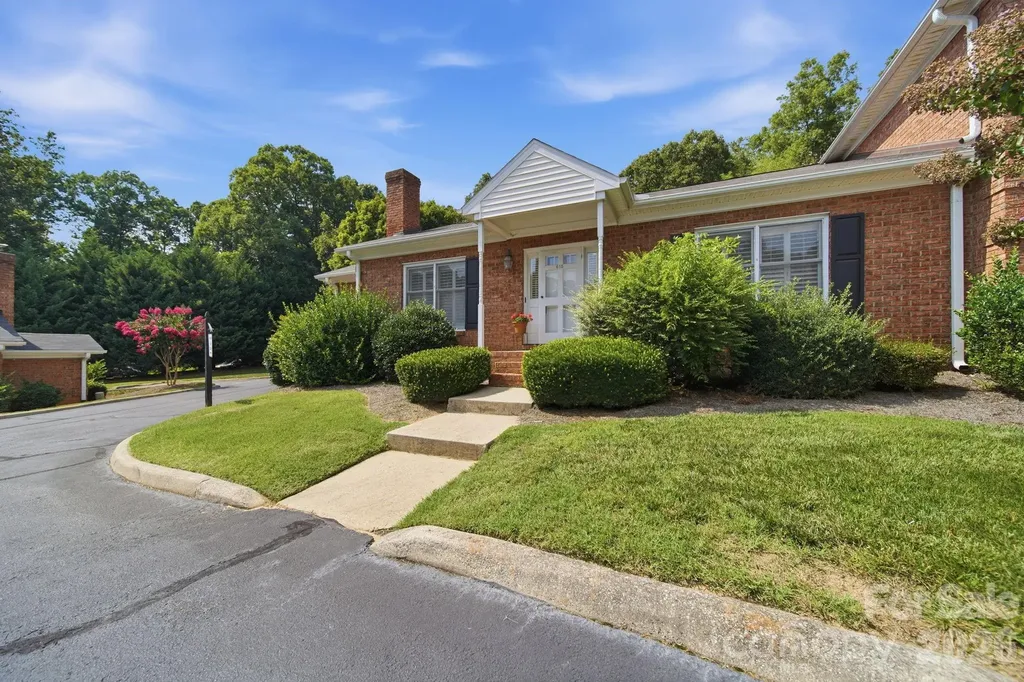 615 Hunter Oak Drive Kannapolis NC 28083