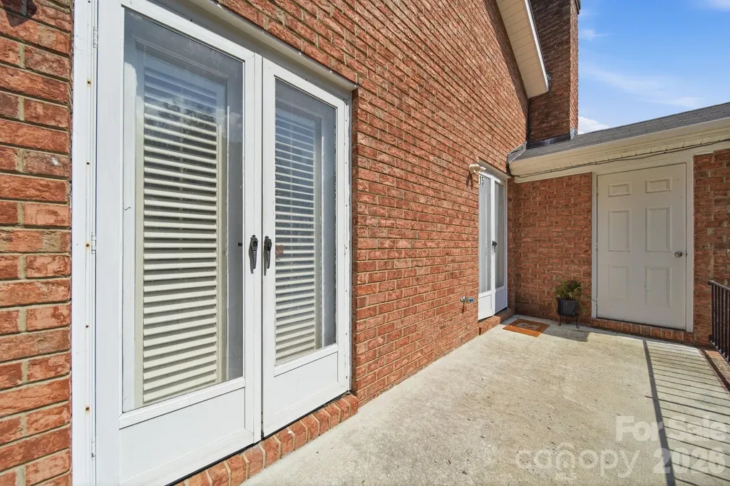 615 Hunter Oak Drive Kannapolis NC 28083