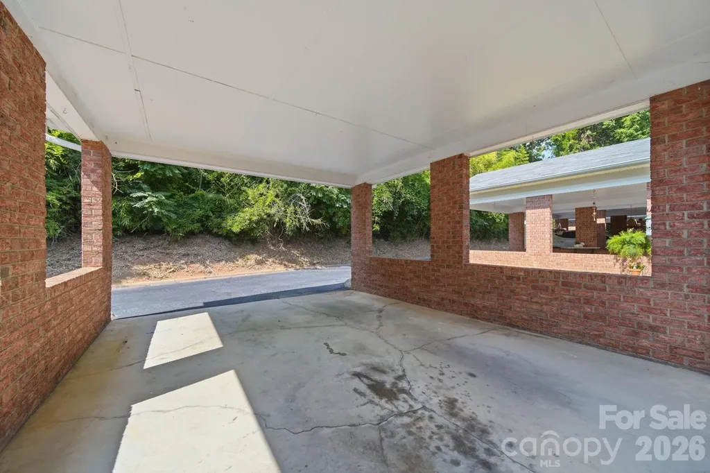 615 Hunter Oak Drive Kannapolis NC 28083