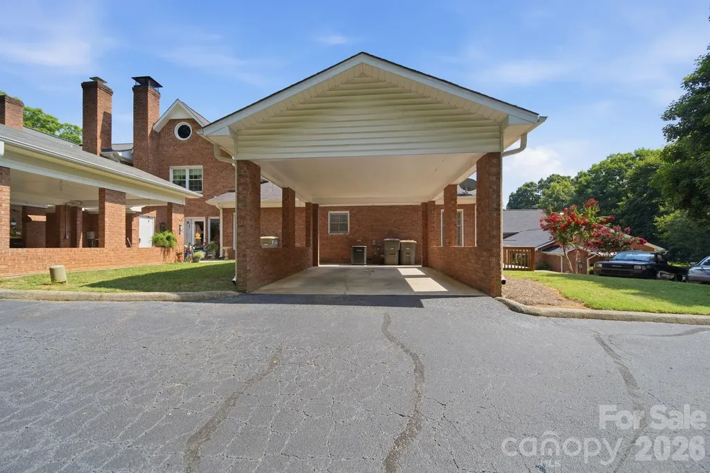 615 Hunter Oak Drive Kannapolis NC 28083