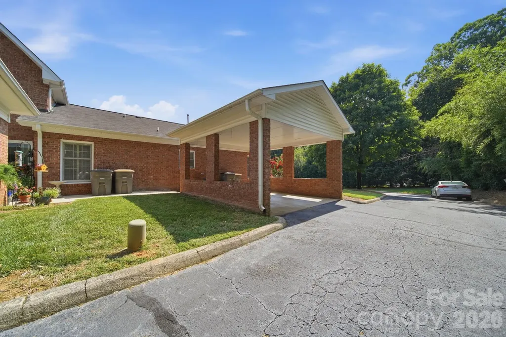 615 Hunter Oak Drive Kannapolis NC 28083