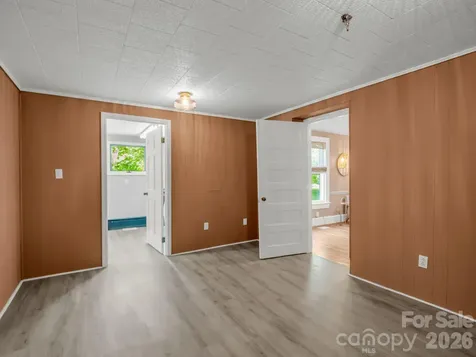 363 Etowah School Road Hendersonville NC 28739