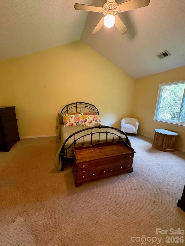 8410 Gidleigh Court Charlotte NC 28216