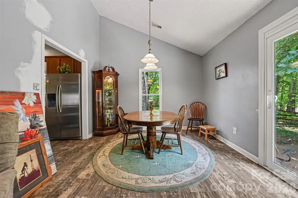 8410 Gidleigh Court Charlotte NC 28216
