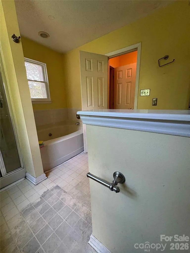 8410 Gidleigh Court Charlotte NC 28216