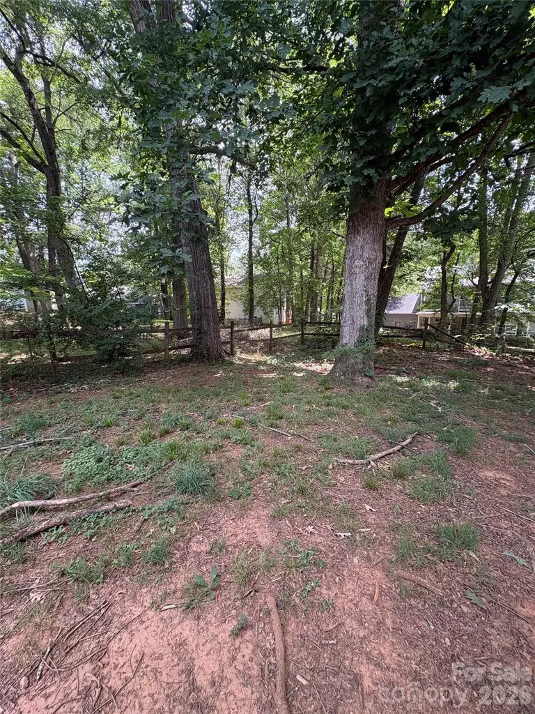 8410 Gidleigh Court Charlotte NC 28216