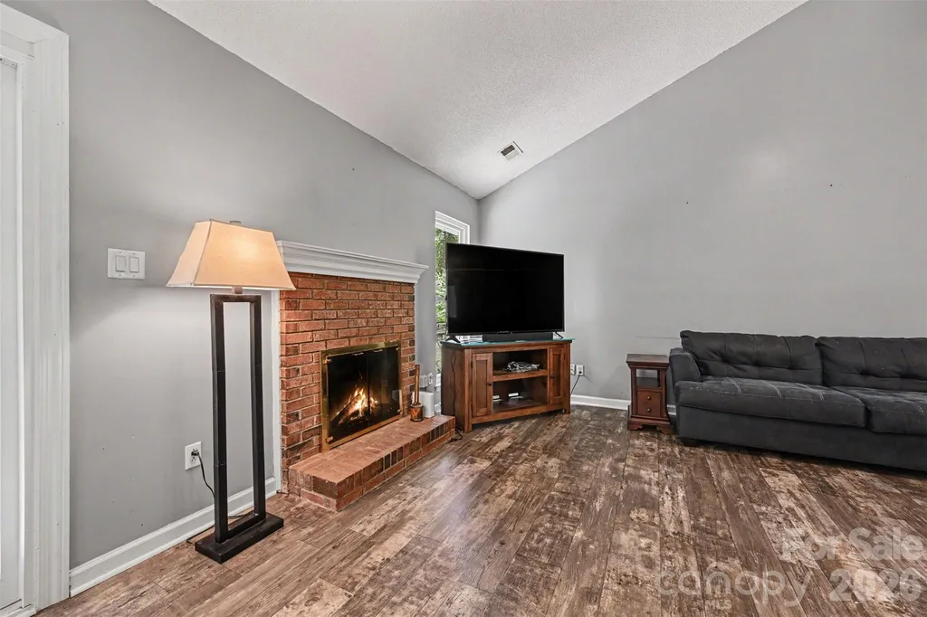8410 Gidleigh Court Charlotte NC 28216
