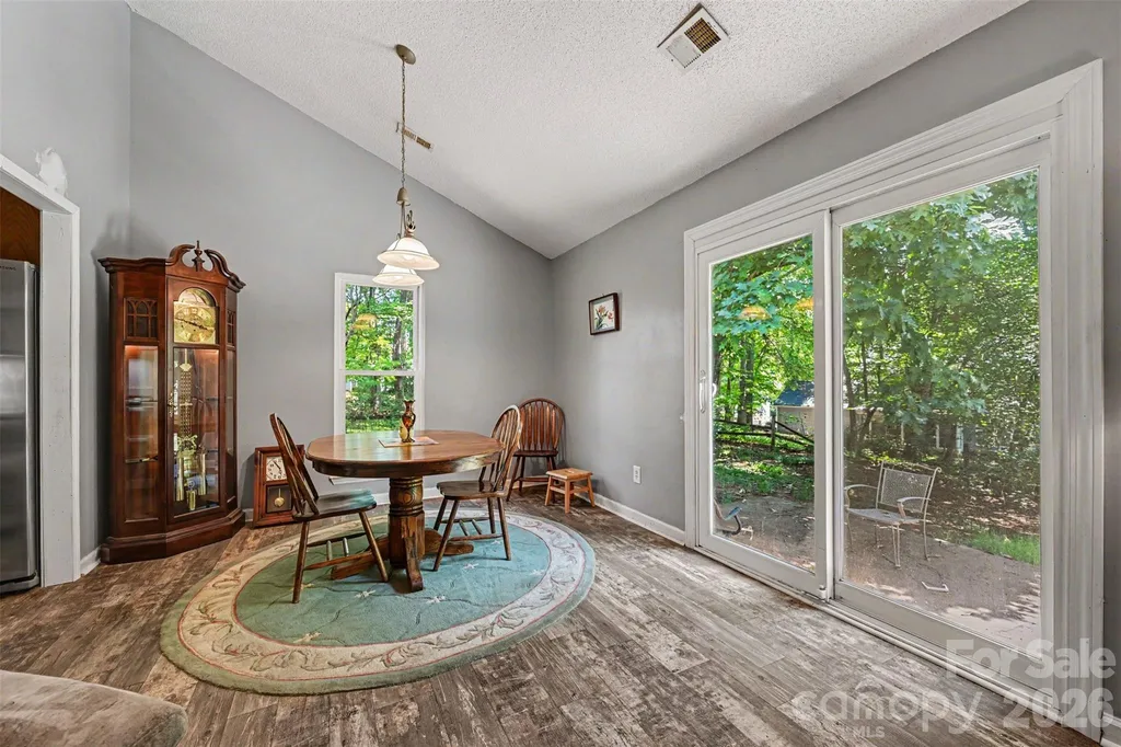 8410 Gidleigh Court Charlotte NC 28216