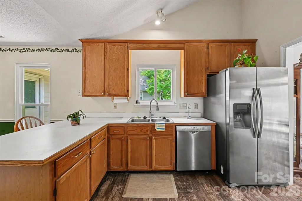8410 Gidleigh Court Charlotte NC 28216