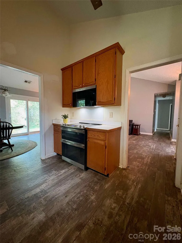 8410 Gidleigh Court Charlotte NC 28216