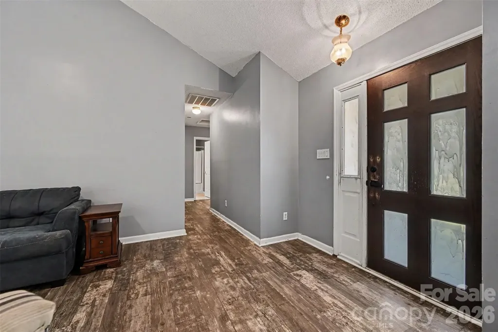 8410 Gidleigh Court Charlotte NC 28216