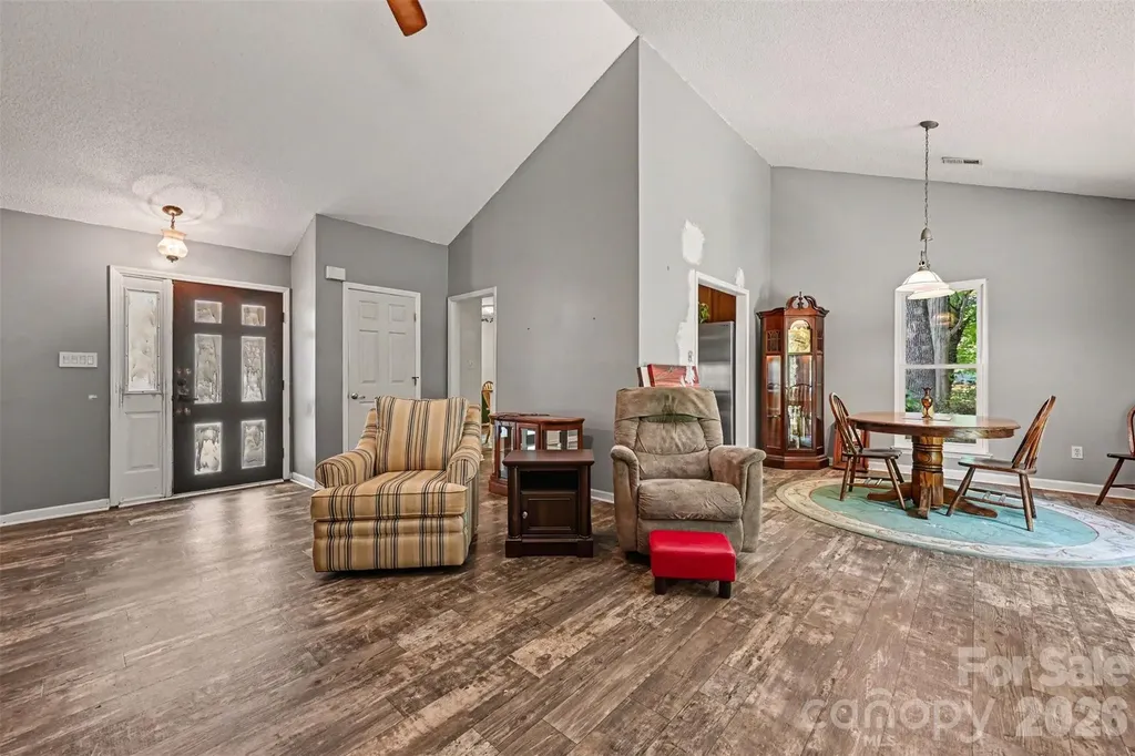 8410 Gidleigh Court Charlotte NC 28216