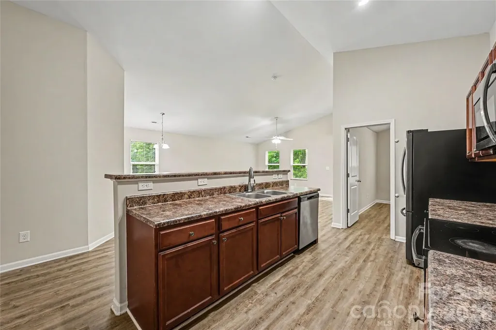 1804 Woodbridge Drive Salisbury NC 28146