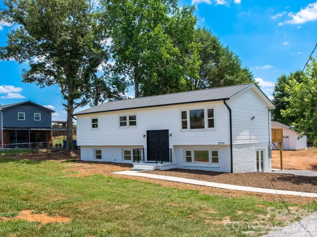 2330 40th Avenue Court NE Hickory NC 28601