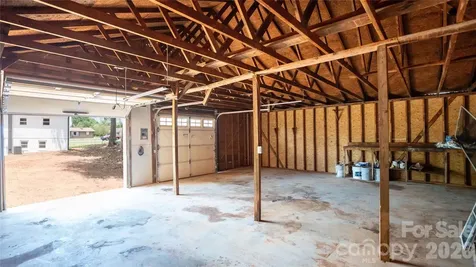 2330 40th Avenue Court NE Hickory NC 28601