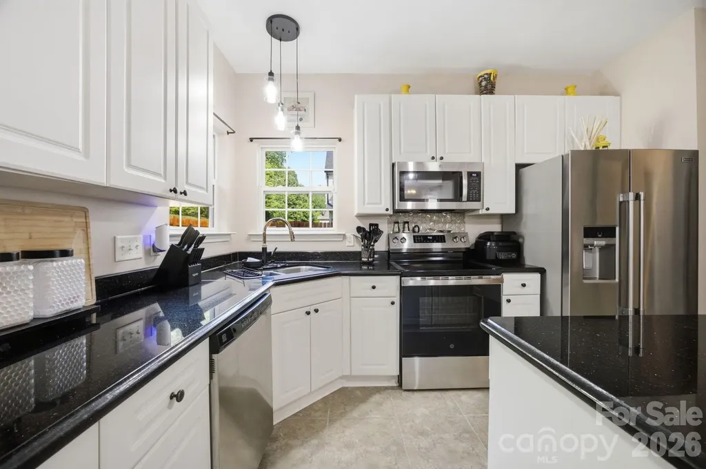 1946 Wilrose Place Matthews NC 28105