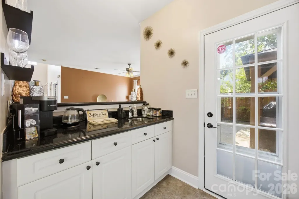 1946 Wilrose Place Matthews NC 28105