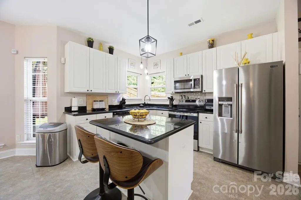 1946 Wilrose Place Matthews NC 28105